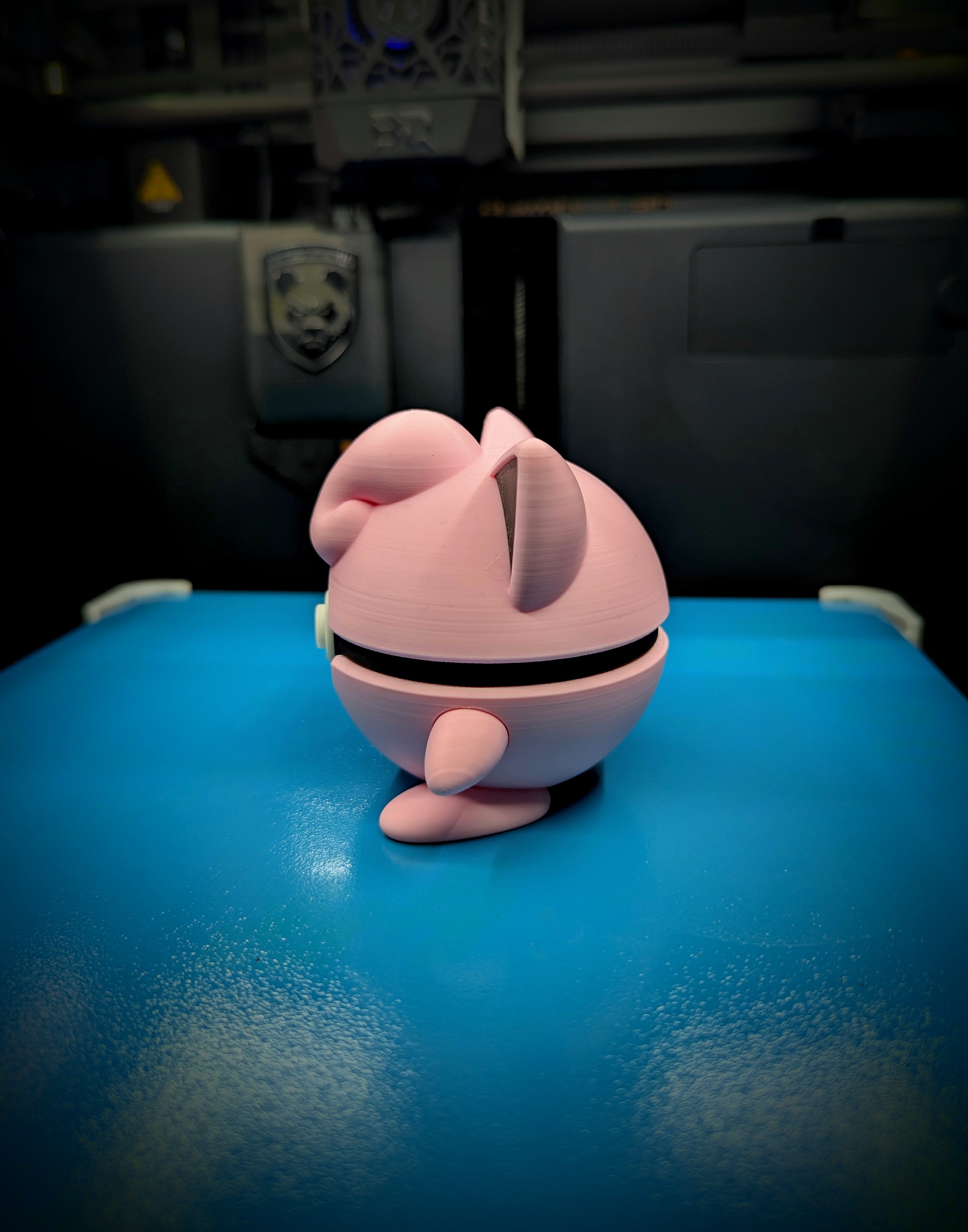 Jigglypuff Pokéball Display Model – 3D Printed Collectible Figure