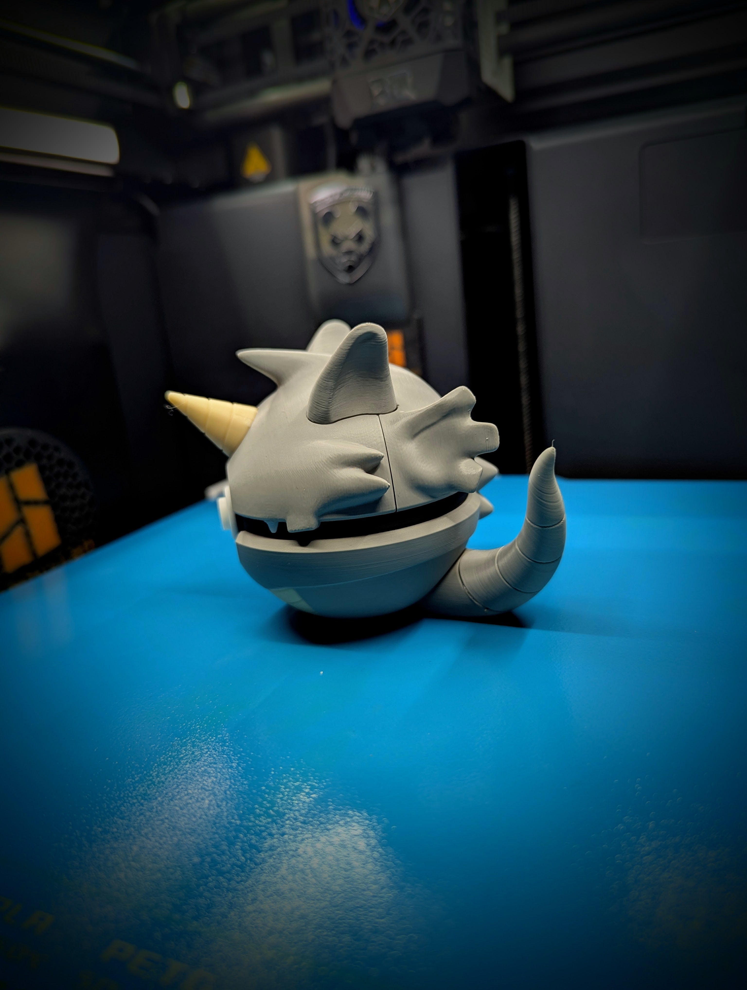 Rhydon Pokéball Display Model – 3D Printed Collectible Figure