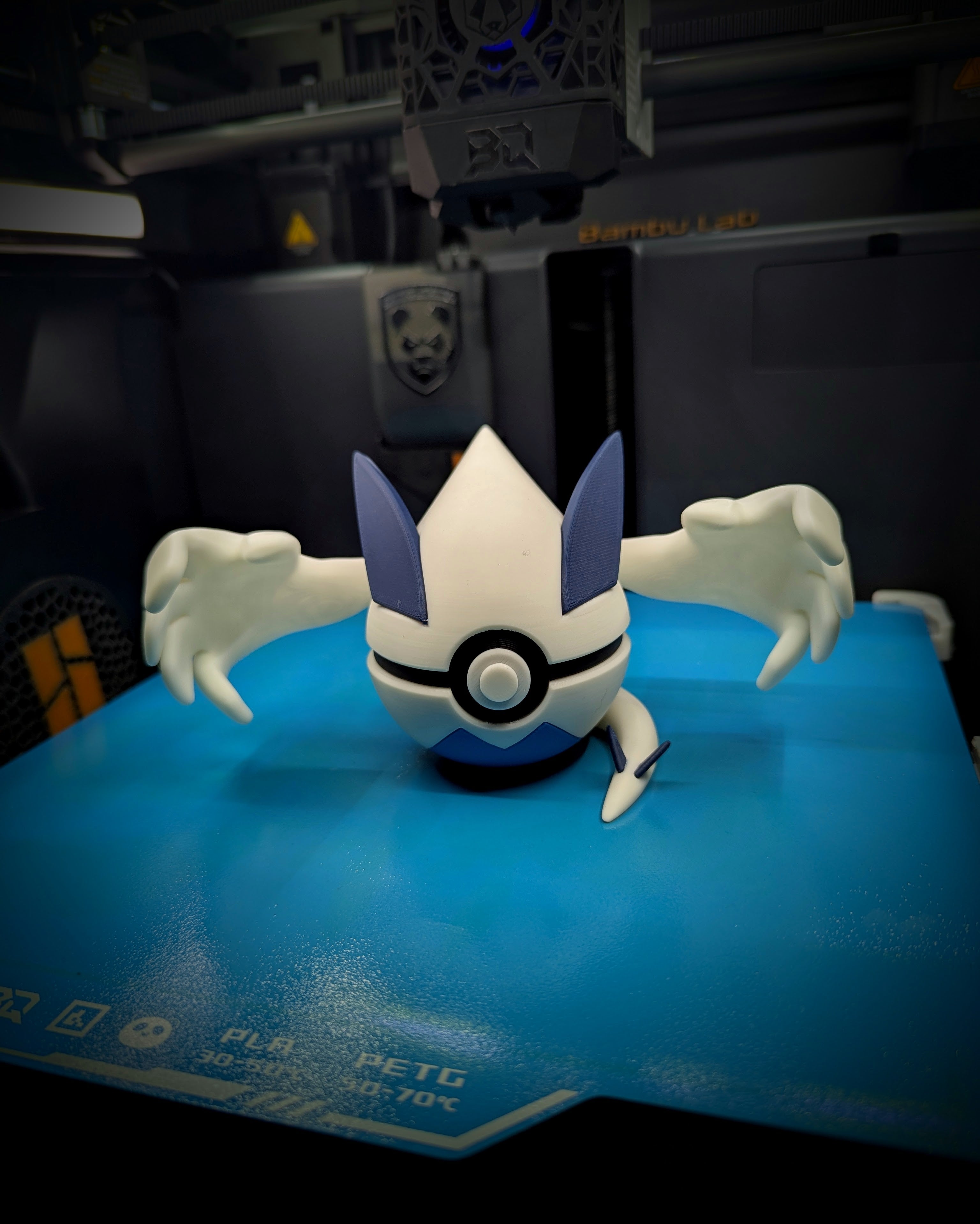 Lugia Pokéball Display Model – 3D Printed Collectible Figure