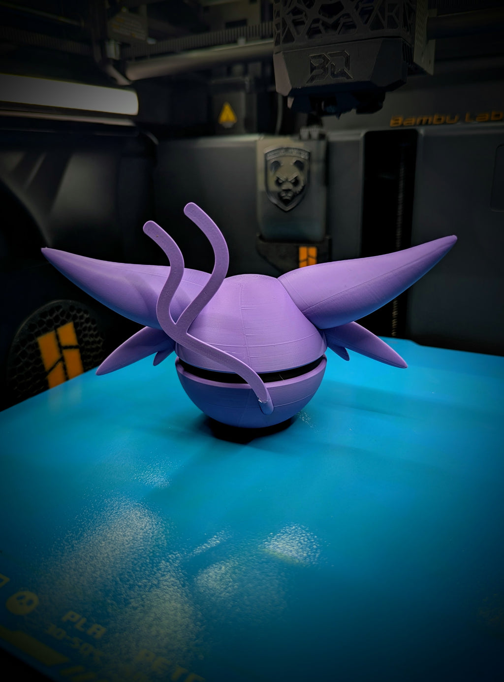 Espeon Pokéball Display Model – 3D Printed Collectible Figure