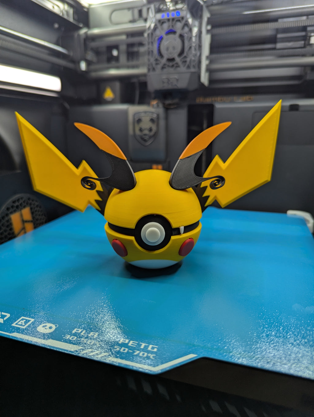 MEGA Raichu Pokéball Display Model – 3D Printed Collectible Figure