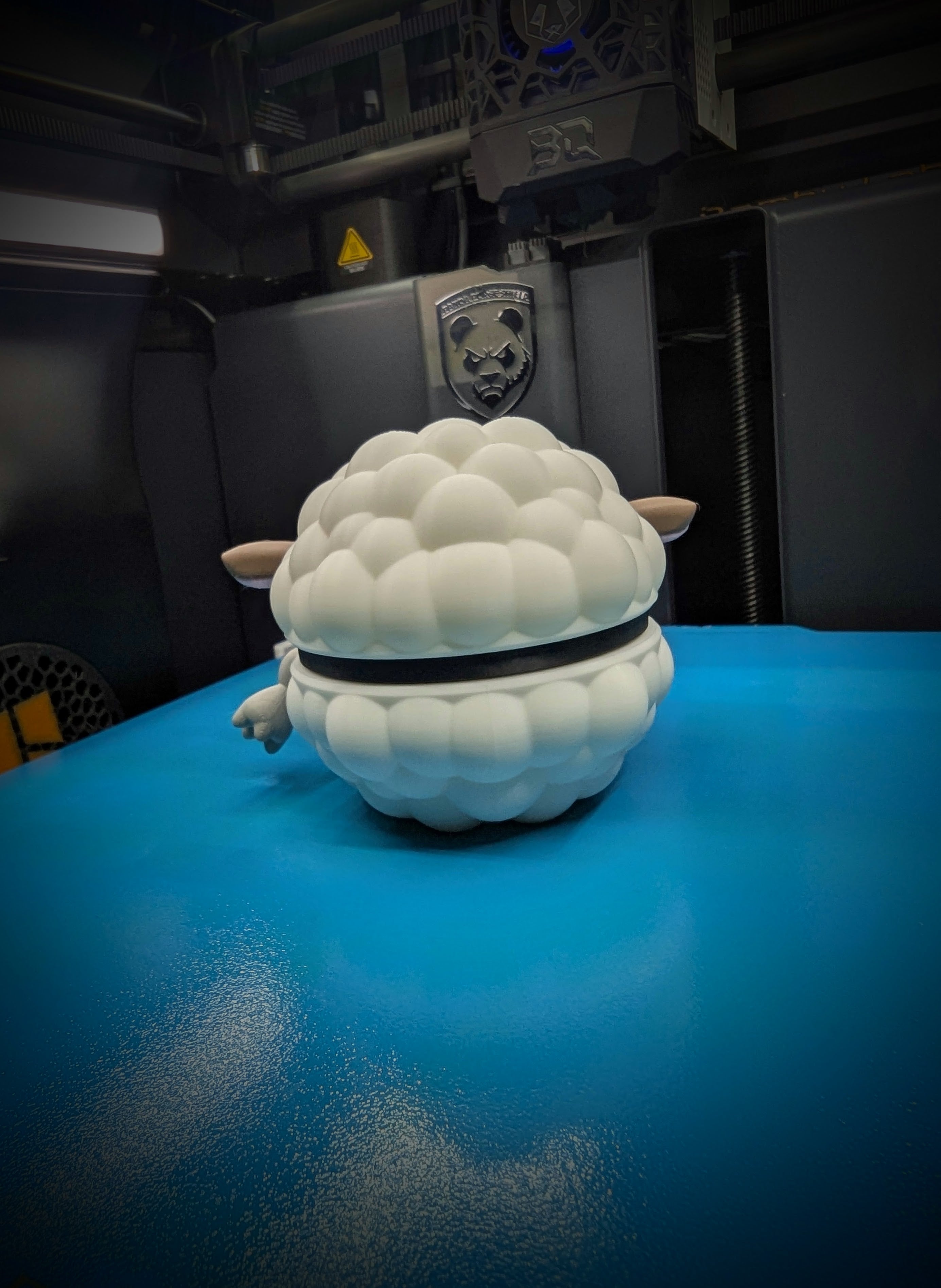 Wooloo Pokéball Display Model – 3D Printed Collectible Figure