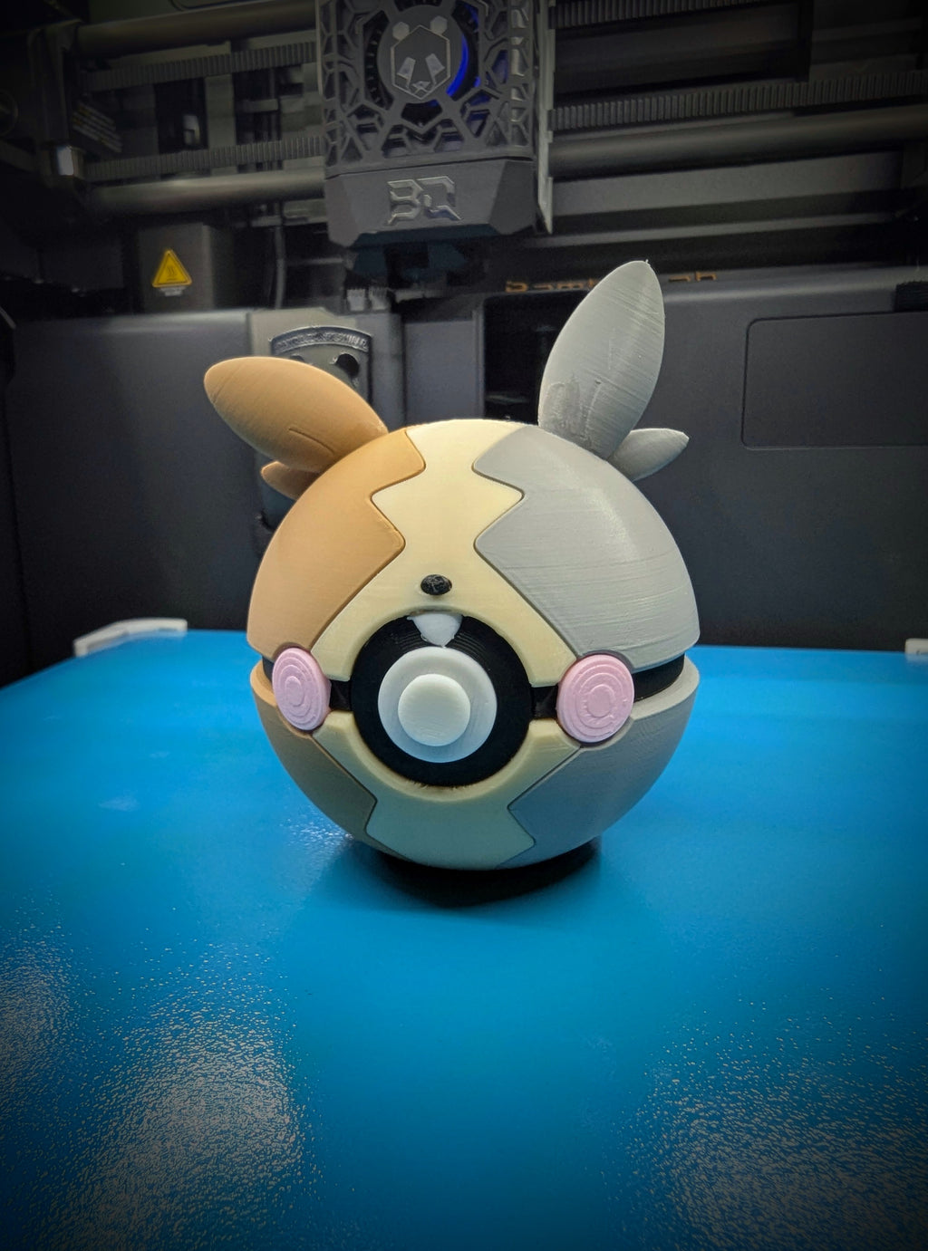 Morpeko Pokéball Display Model – 3D Printed Collectible Figure