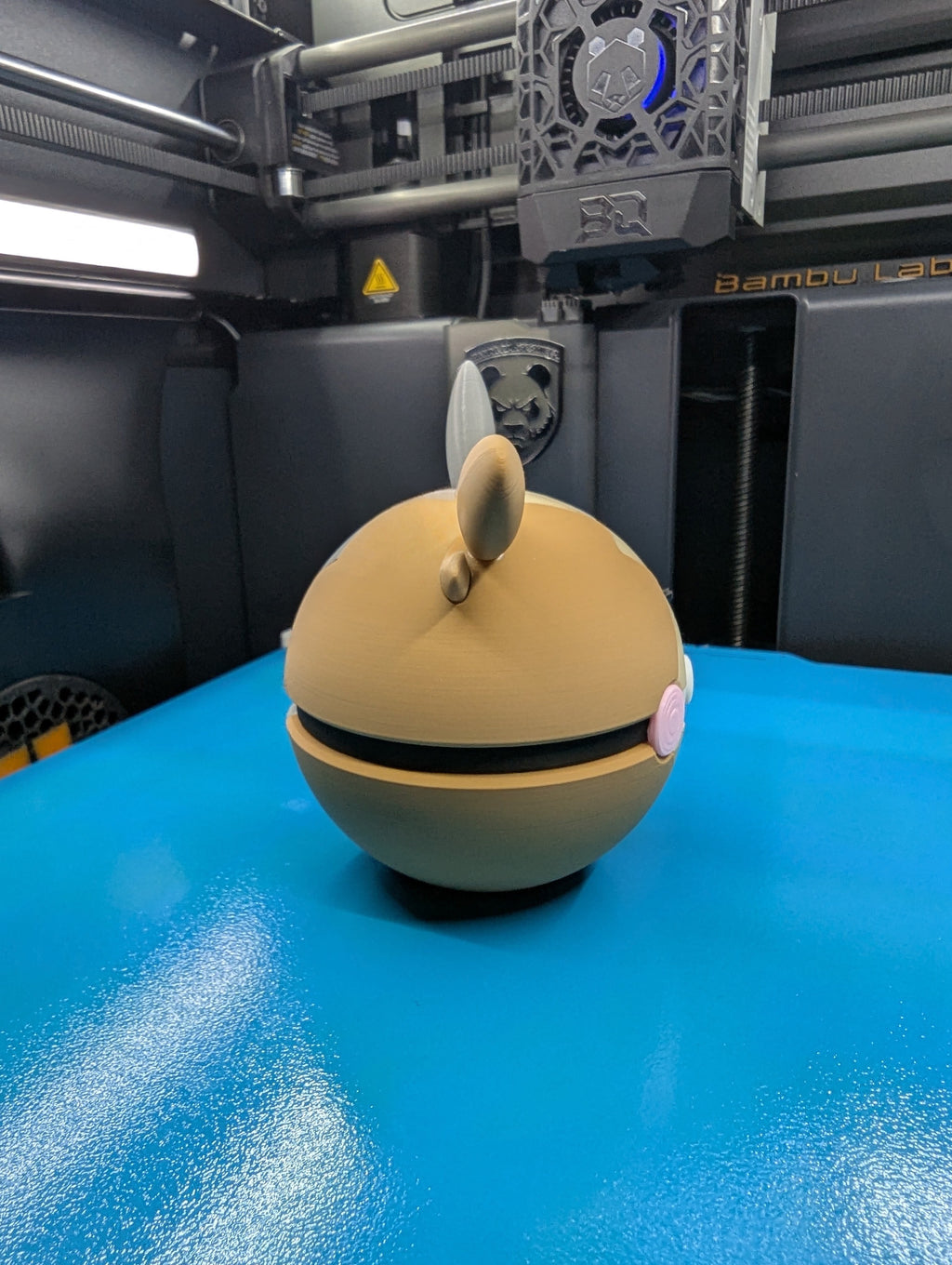 Morpeko Pokéball Display Model – 3D Printed Collectible Figure