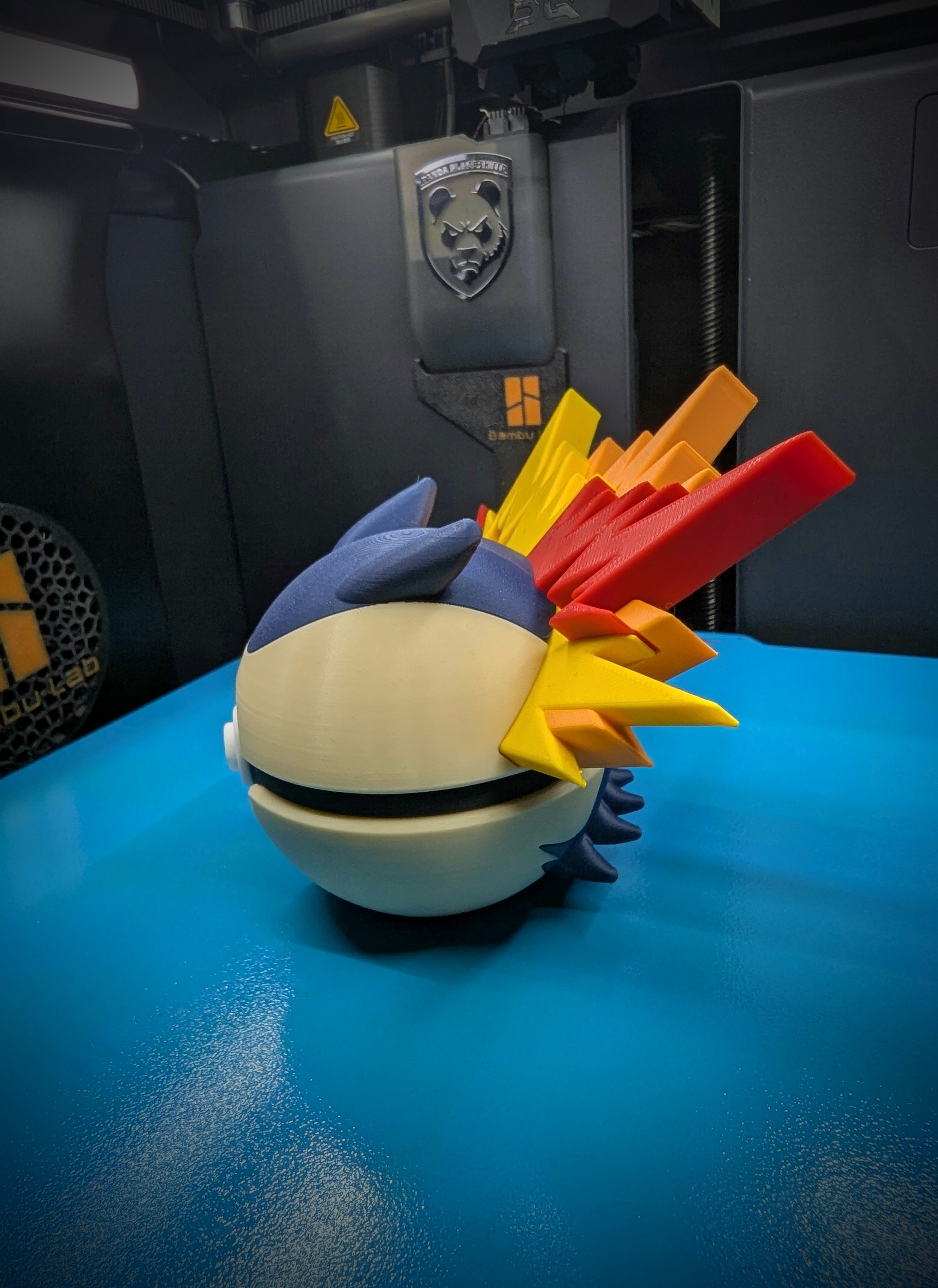 Typhlosion Pokéball Display Model – 3D Printed Collectible Figure