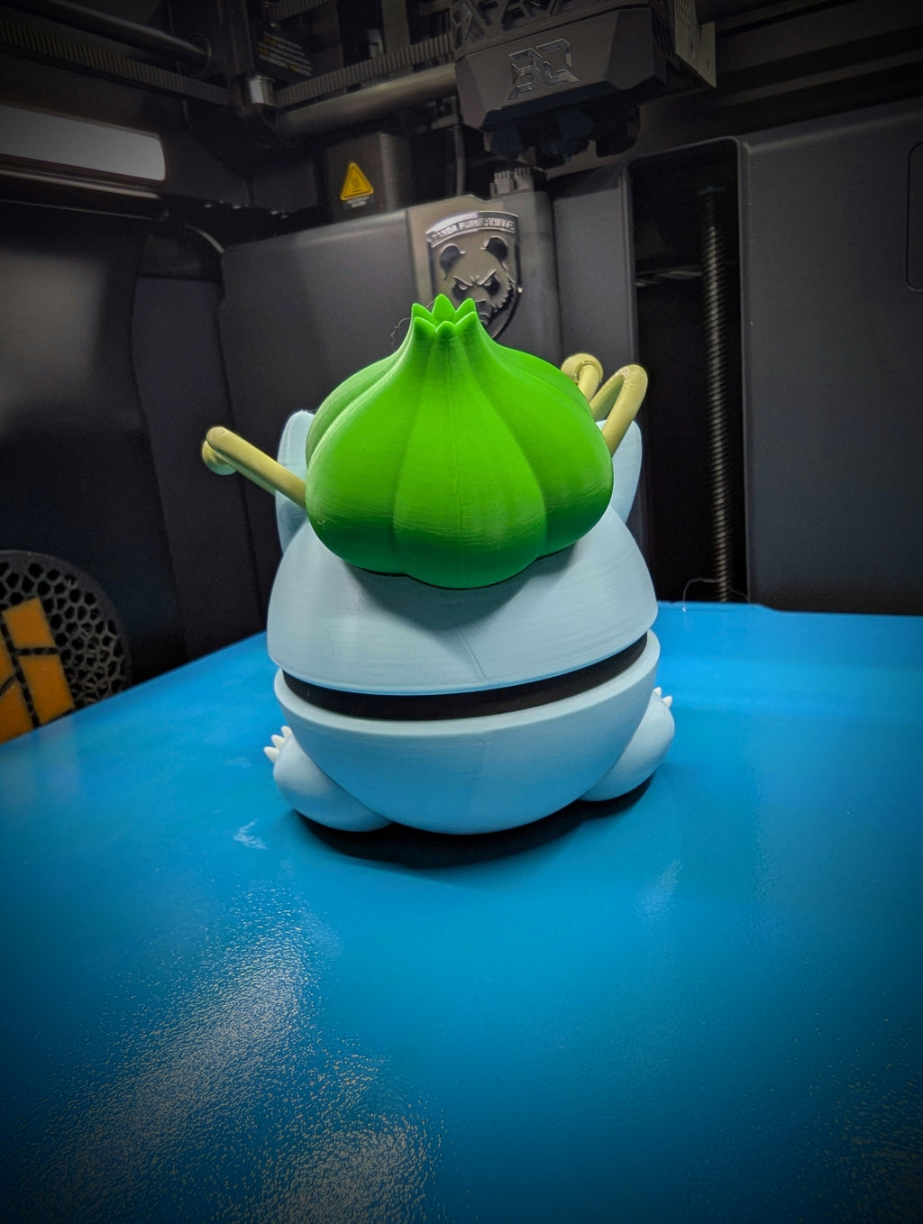 Bulbasaur Pokéball Display Model – 3D Printed Collectible Figure