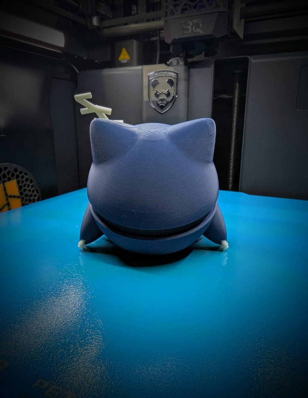 Snorlax Pokéball Display Model – 3D Printed Collectible Figure