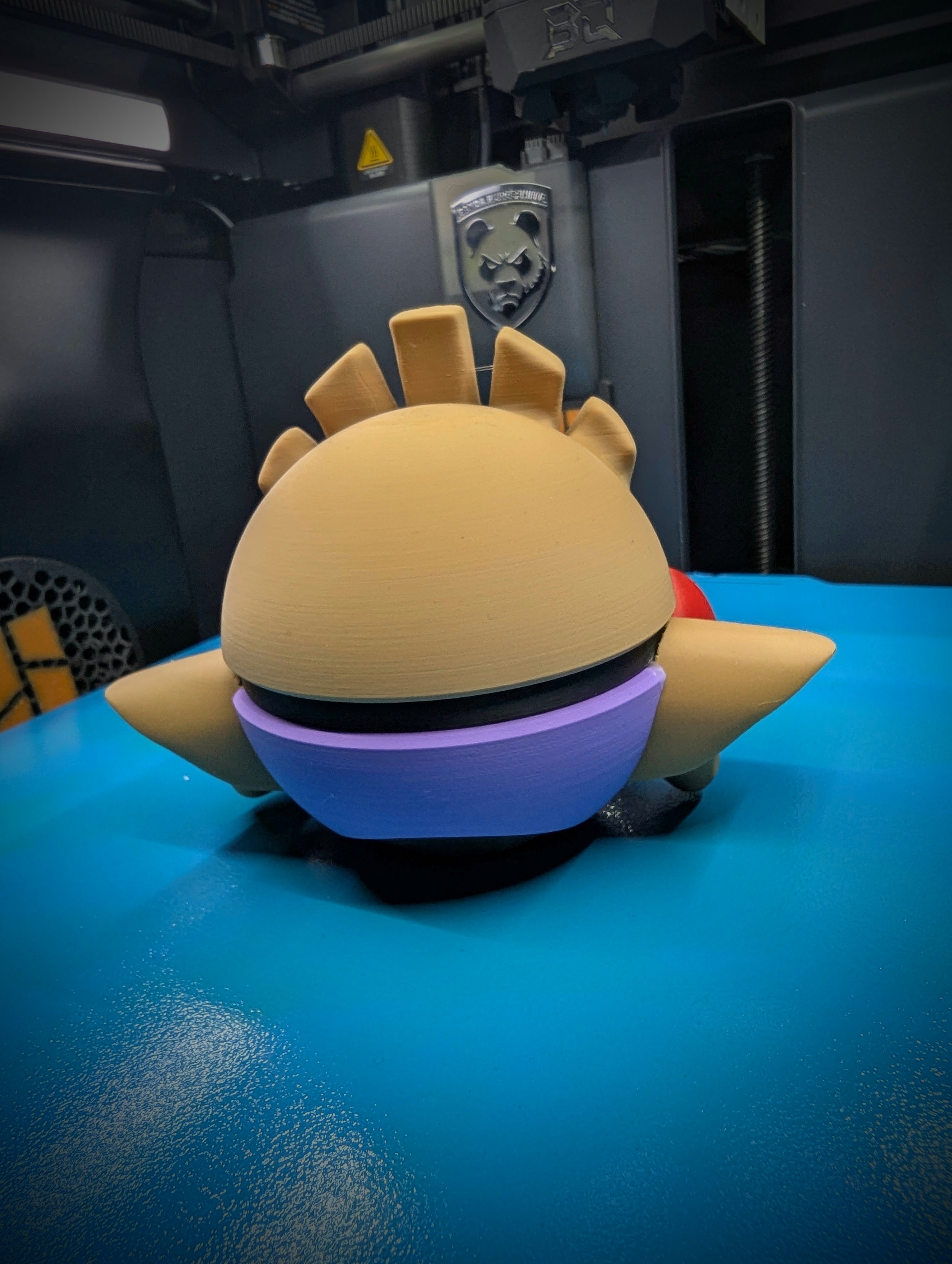 Hitmonchan Pokéball Display Model – 3D Printed Collectible Figure