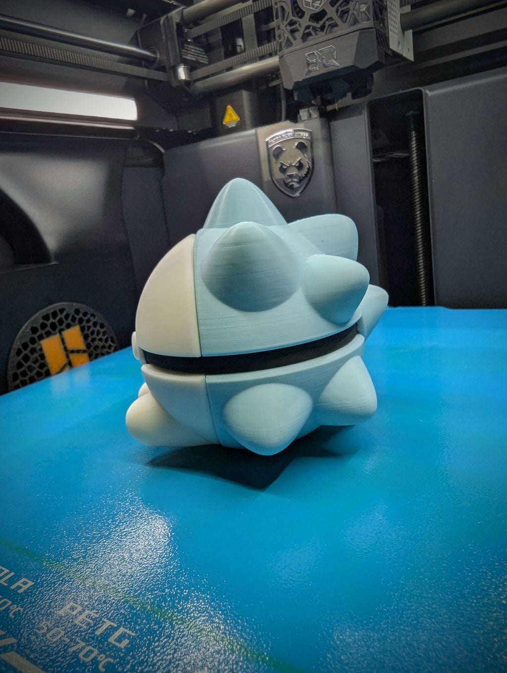 Snom Pokéball Display Model – 3D Printed Collectible Figure