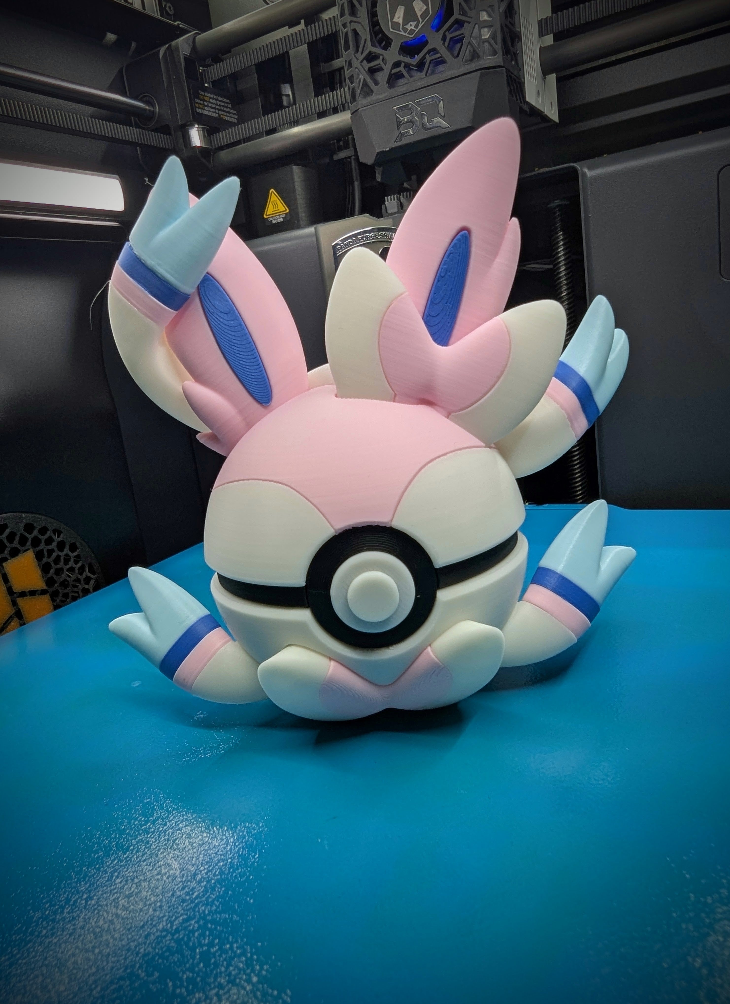 Sylveon Pokéball Display Model – 3D Printed Collectible Figure