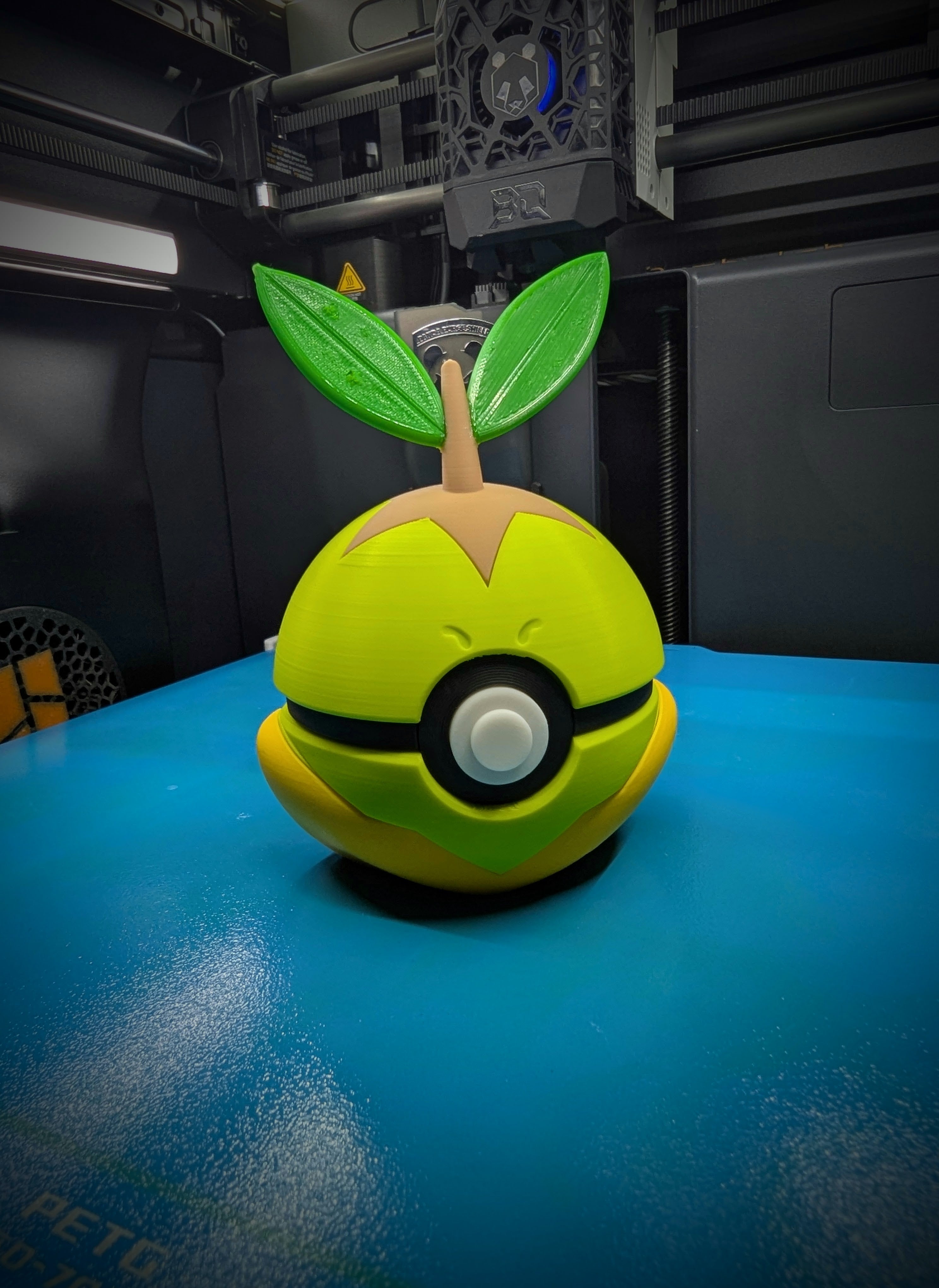 Turtwig Pokéball Display Model – 3D Printed Collectible Figure