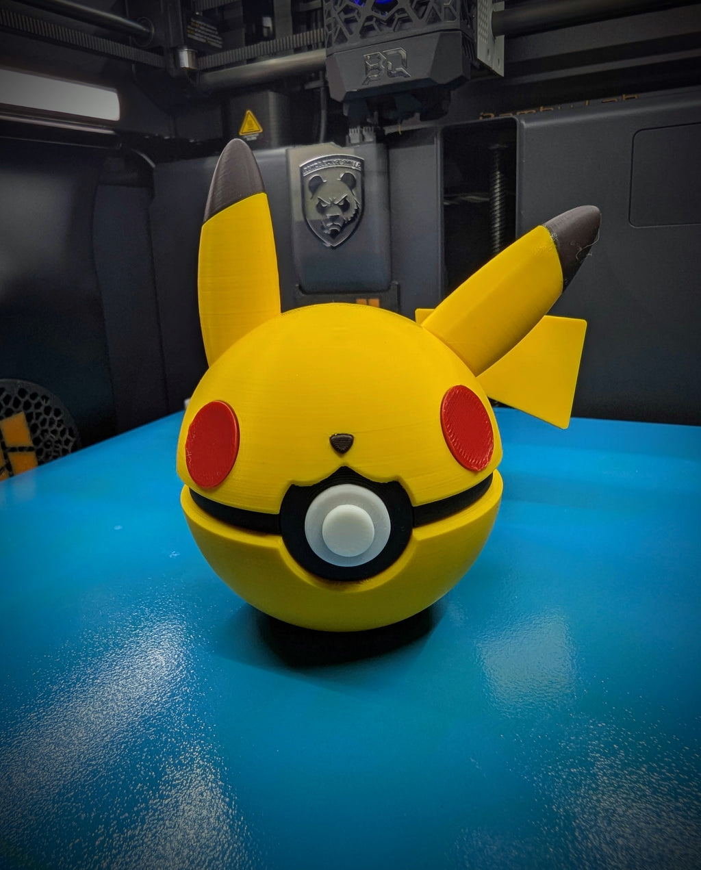Smiling Pikachu Pokéball Display Model – 3D Printed Collectible Figure