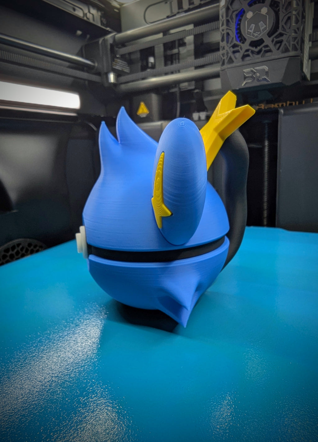 Shinx Pokéball Display Model – 3D Printed Collectible Figure