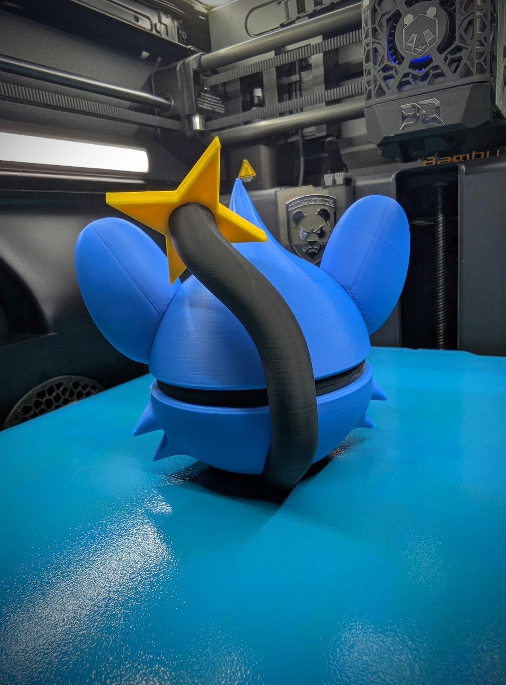 Shinx Pokéball Display Model – 3D Printed Collectible Figure