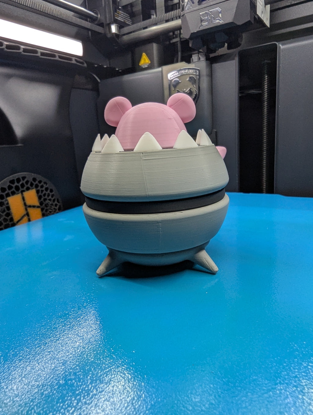 Mega Slowbro Pokéball Display Model – 3D Printed Collectible Figure