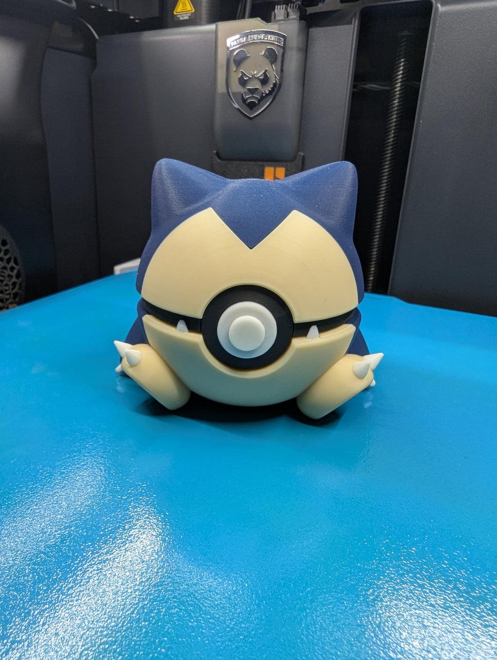 Snorlax Pokéball Display Model – 3D Printed Collectible Figure