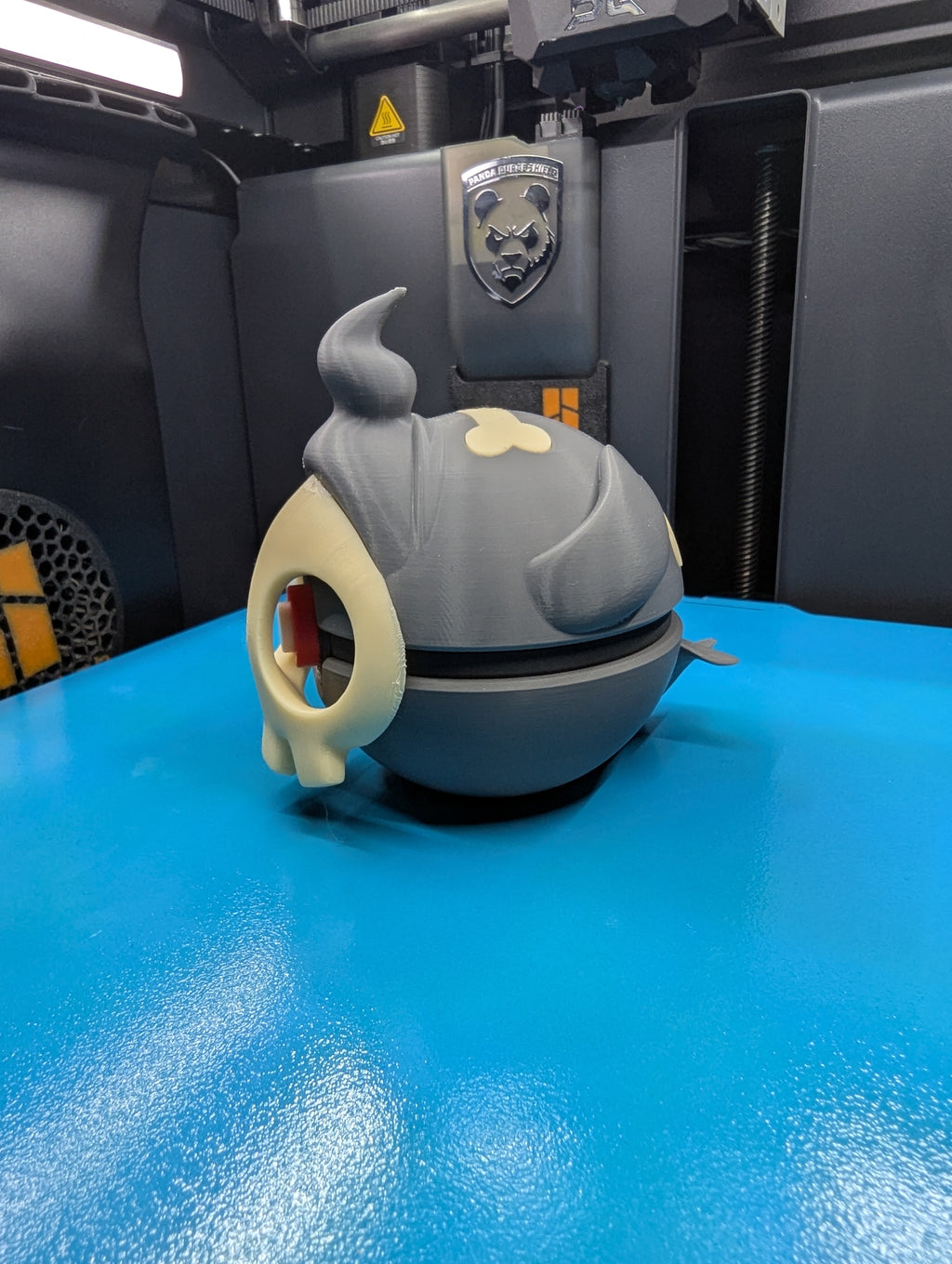 Duskull Pokéball Display Model – 3D Printed Collectible Figure