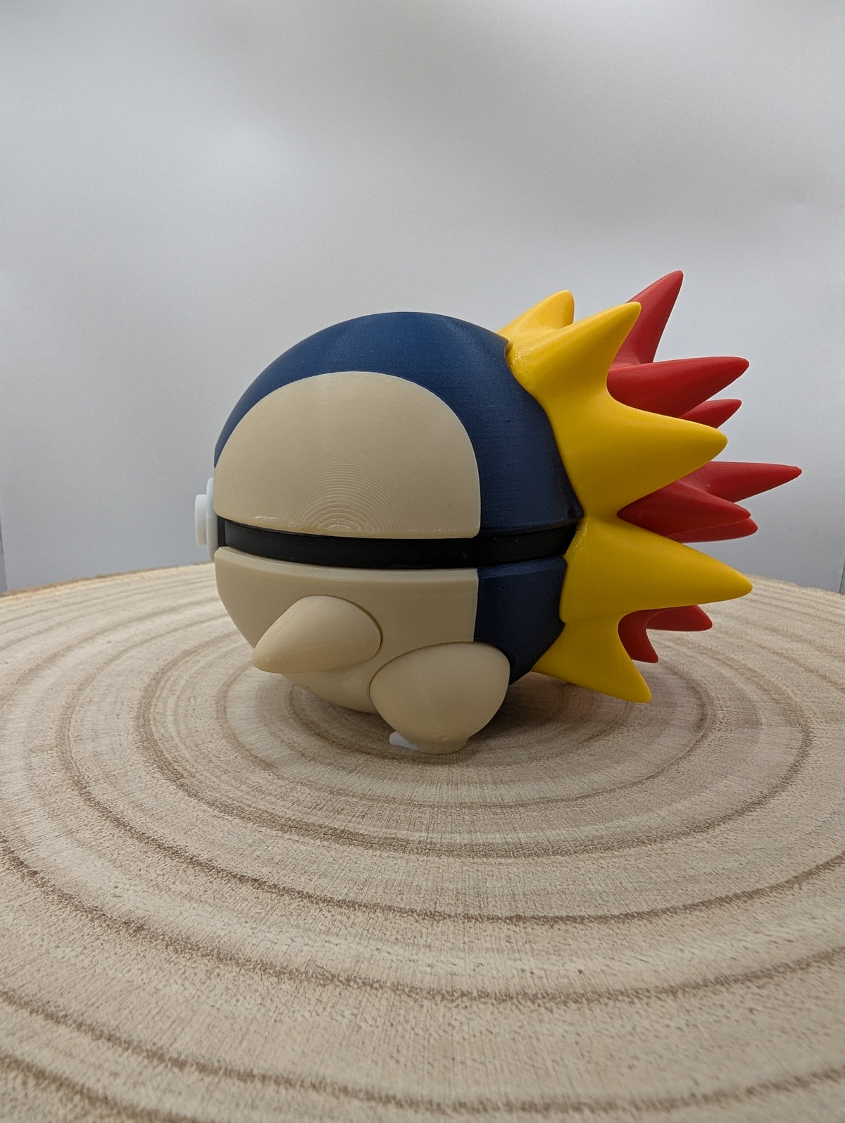 Cyndaquil Pokéball Display Model – 3D Printed Collectible Figure