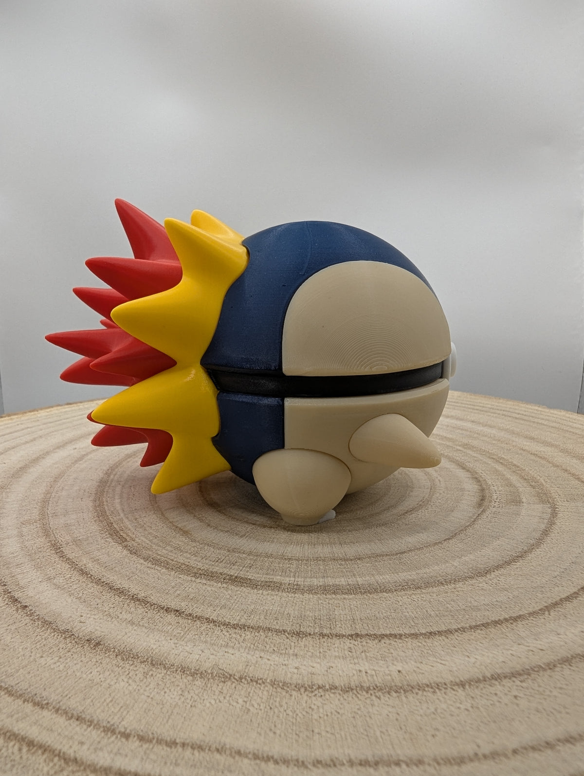 Cyndaquil Pokéball Display Model – 3D Printed Collectible Figure