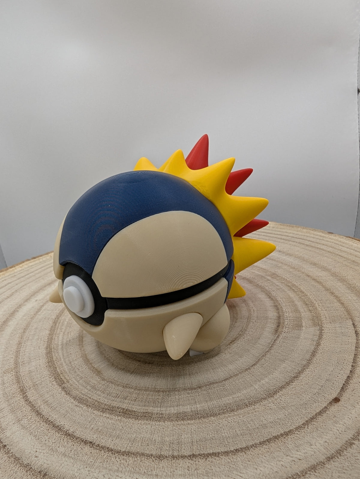 Cyndaquil Pokéball Display Model – 3D Printed Collectible Figure