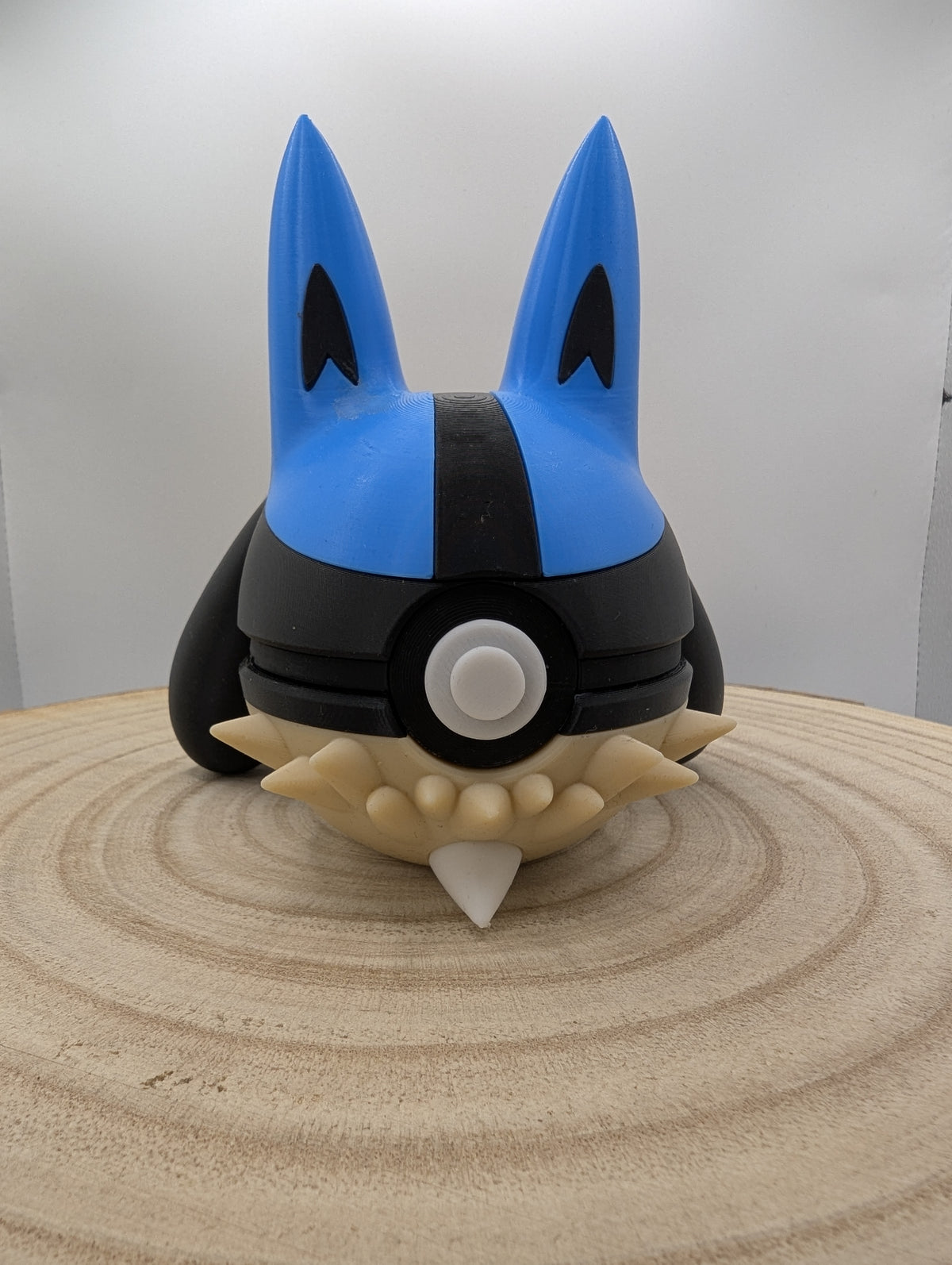 Lucario Pokéball Display Model – 3D Printed Collectible Figure