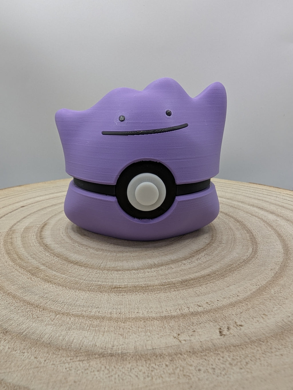 Ditto Pokéball Display Model – 3D Printed Collectible Figure