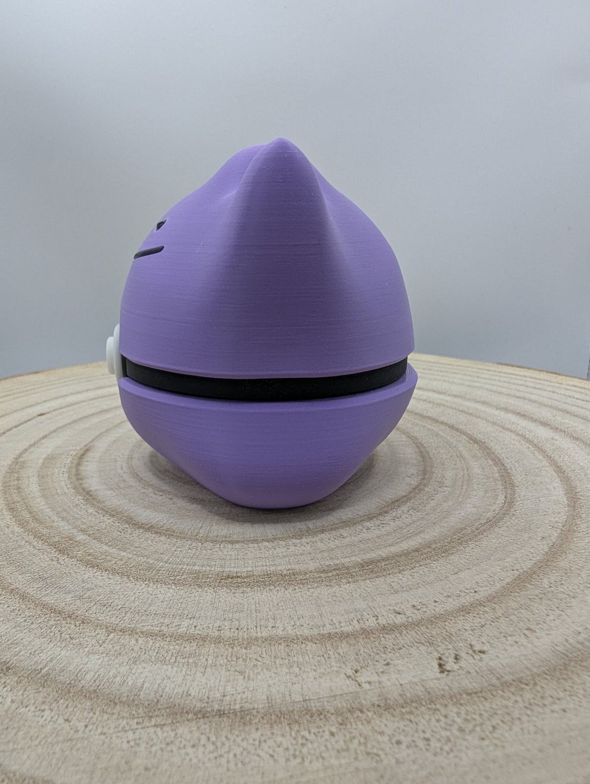 Ditto Pokéball Display Model – 3D Printed Collectible Figure