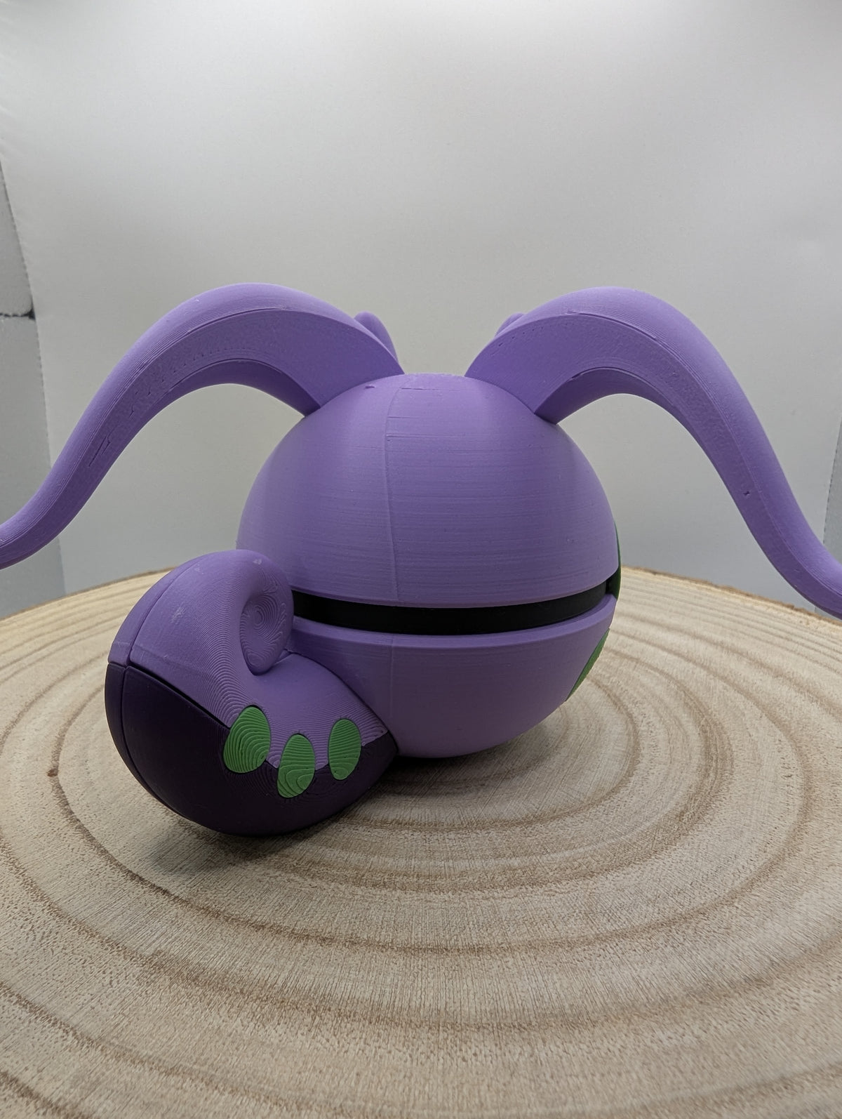 Goodra Pokéball Display Model – 3D Printed Collectible Figure