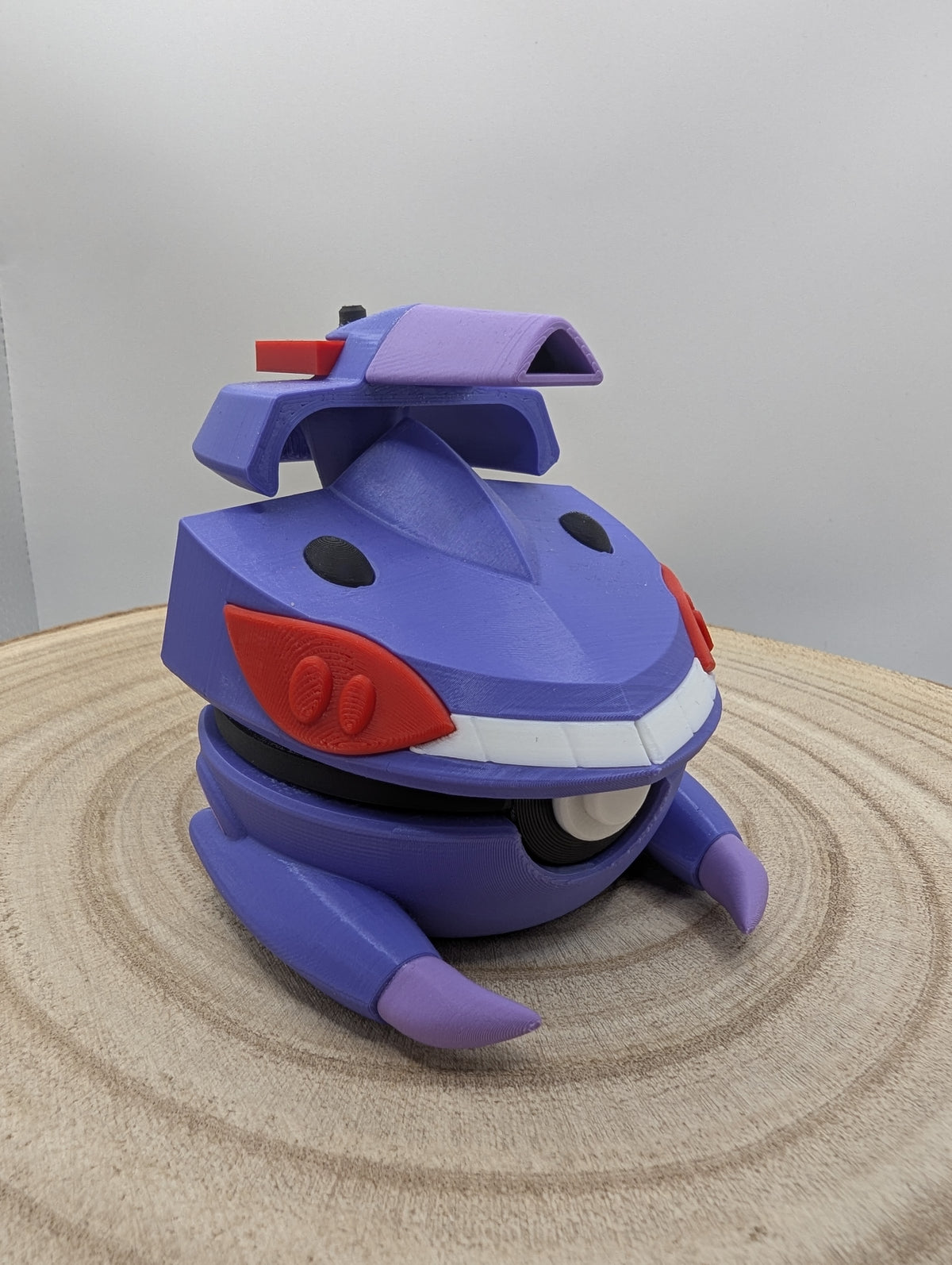 Genesect Pokéball Display Model – 3D Printed Collectible Figure