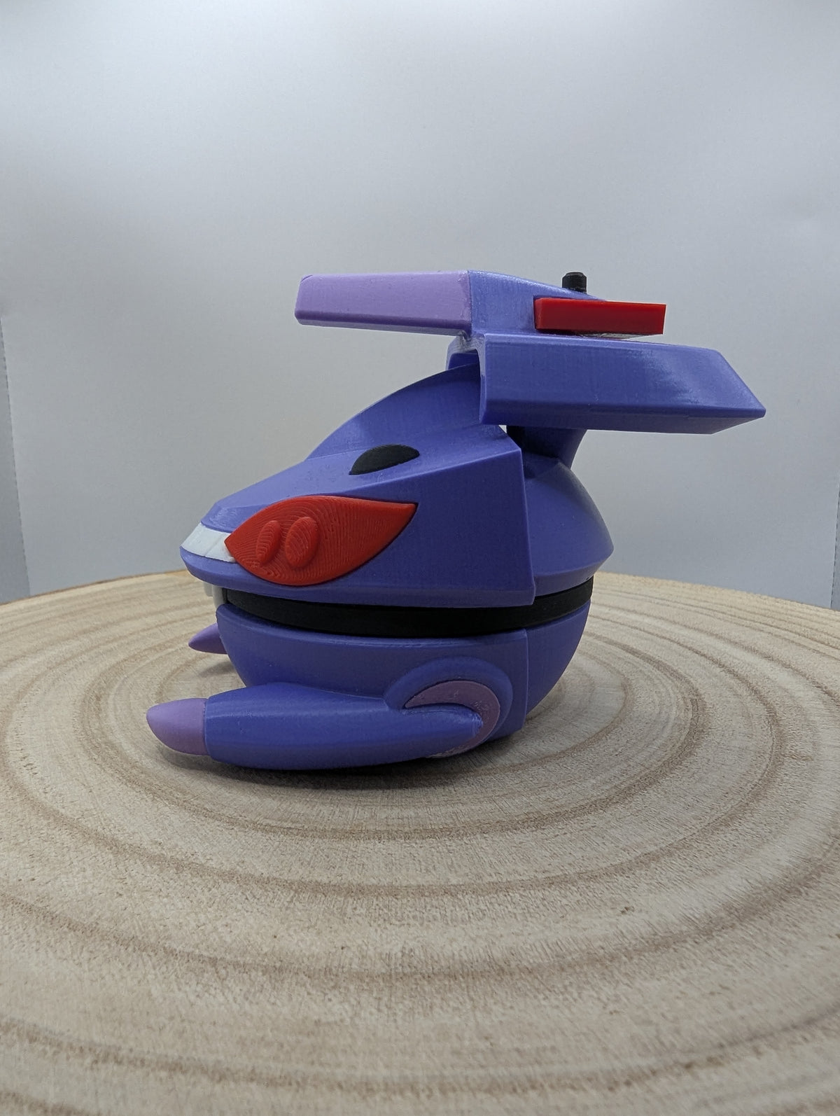 Genesect Pokéball Display Model – 3D Printed Collectible Figure