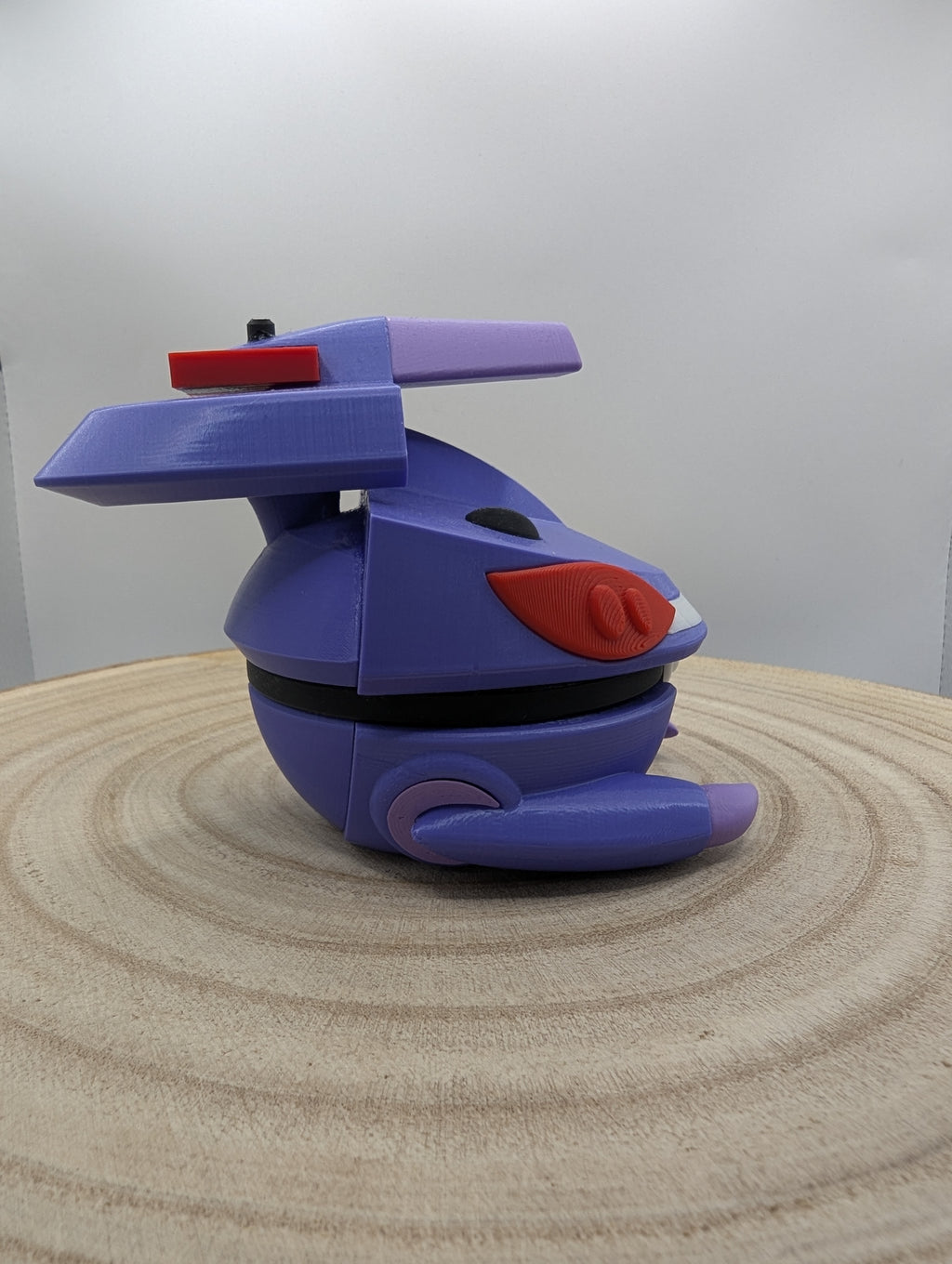 Genesect Pokéball Display Model – 3D Printed Collectible Figure