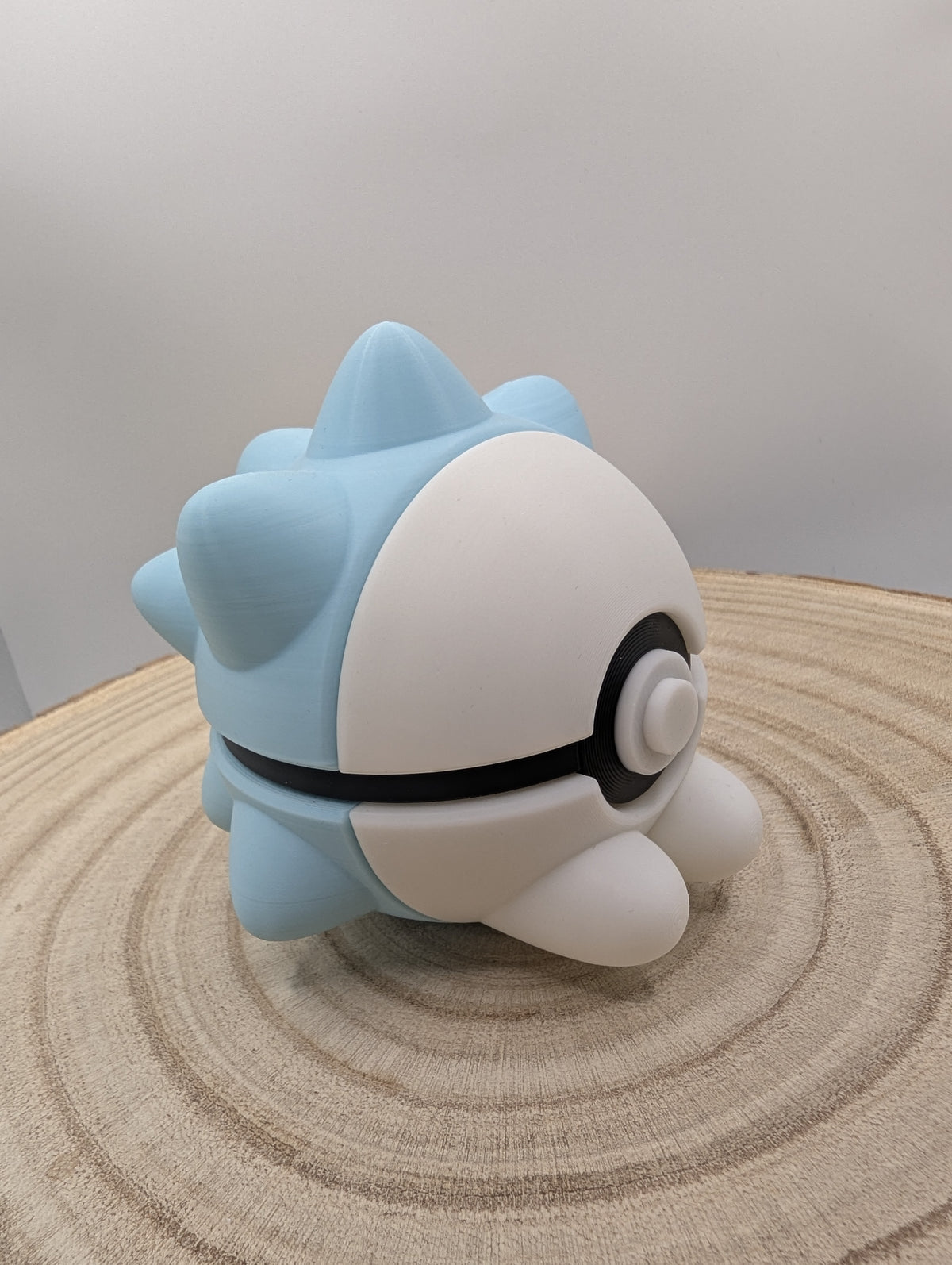 Snom Pokéball Display Model – 3D Printed Collectible Figure