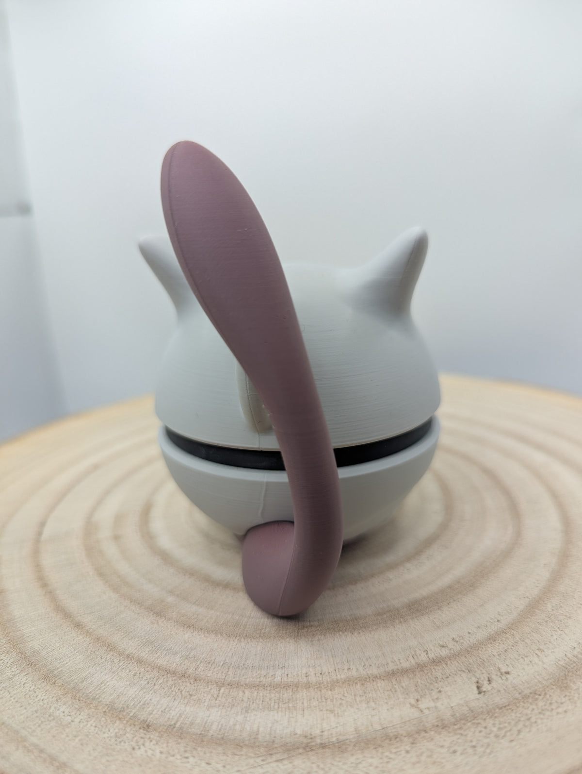 Mewtwo Pokéball Display Model – 3D Printed Collectible Figure