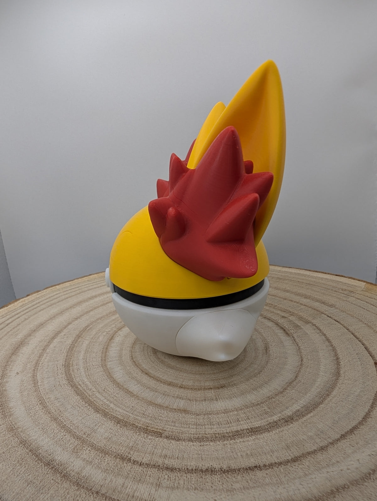 Fennekin Pokéball Display Model – 3D Printed Collectible Figure