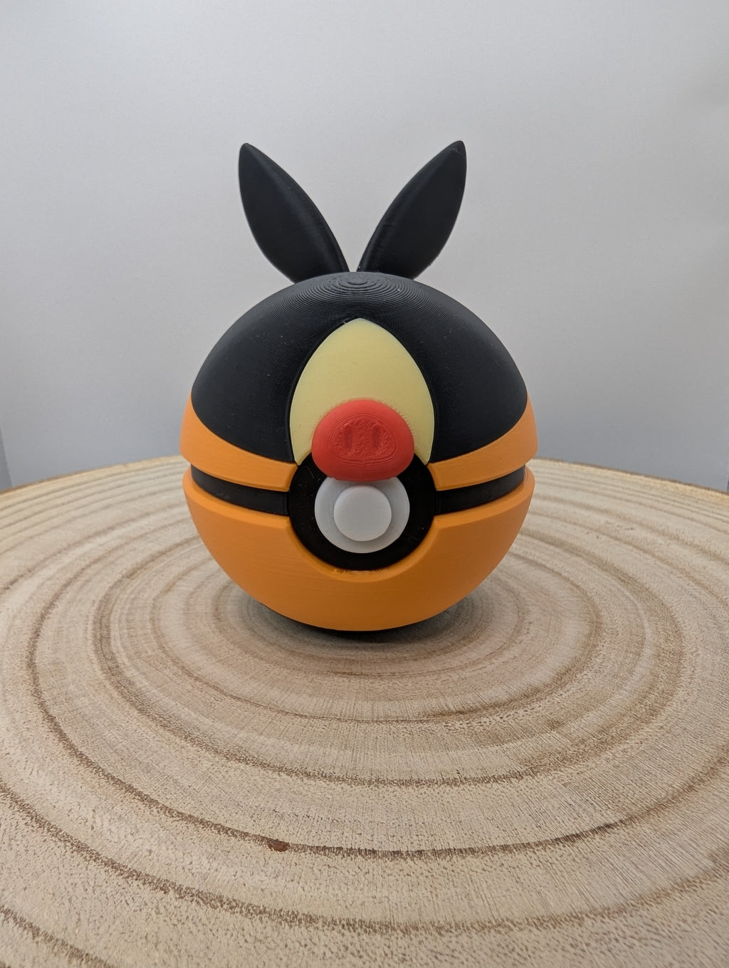 Tepig Pokéball Display Model – 3D Printed Collectible Figure