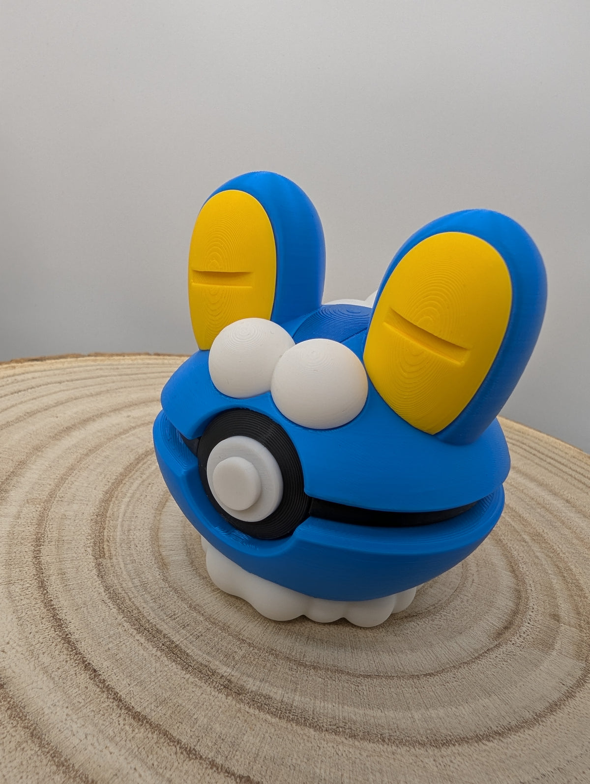 Froakie Pokéball Display Model – 3D Printed Collectible Figure