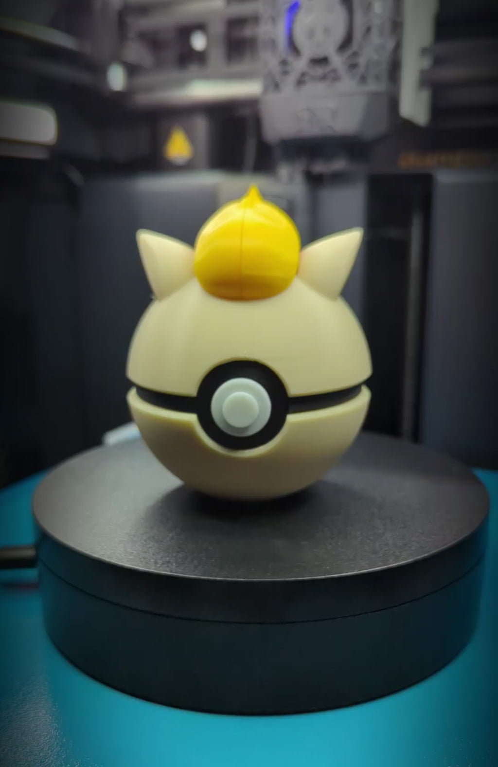 Ponyta Pokéball Display Model – 3D Printed Collectible Figure