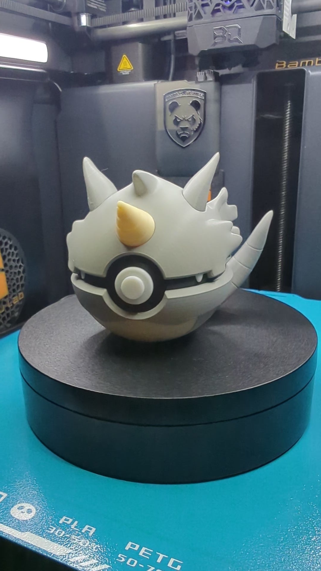 Rhydon Pokéball Display Model – 3D Printed Collectible Figure
