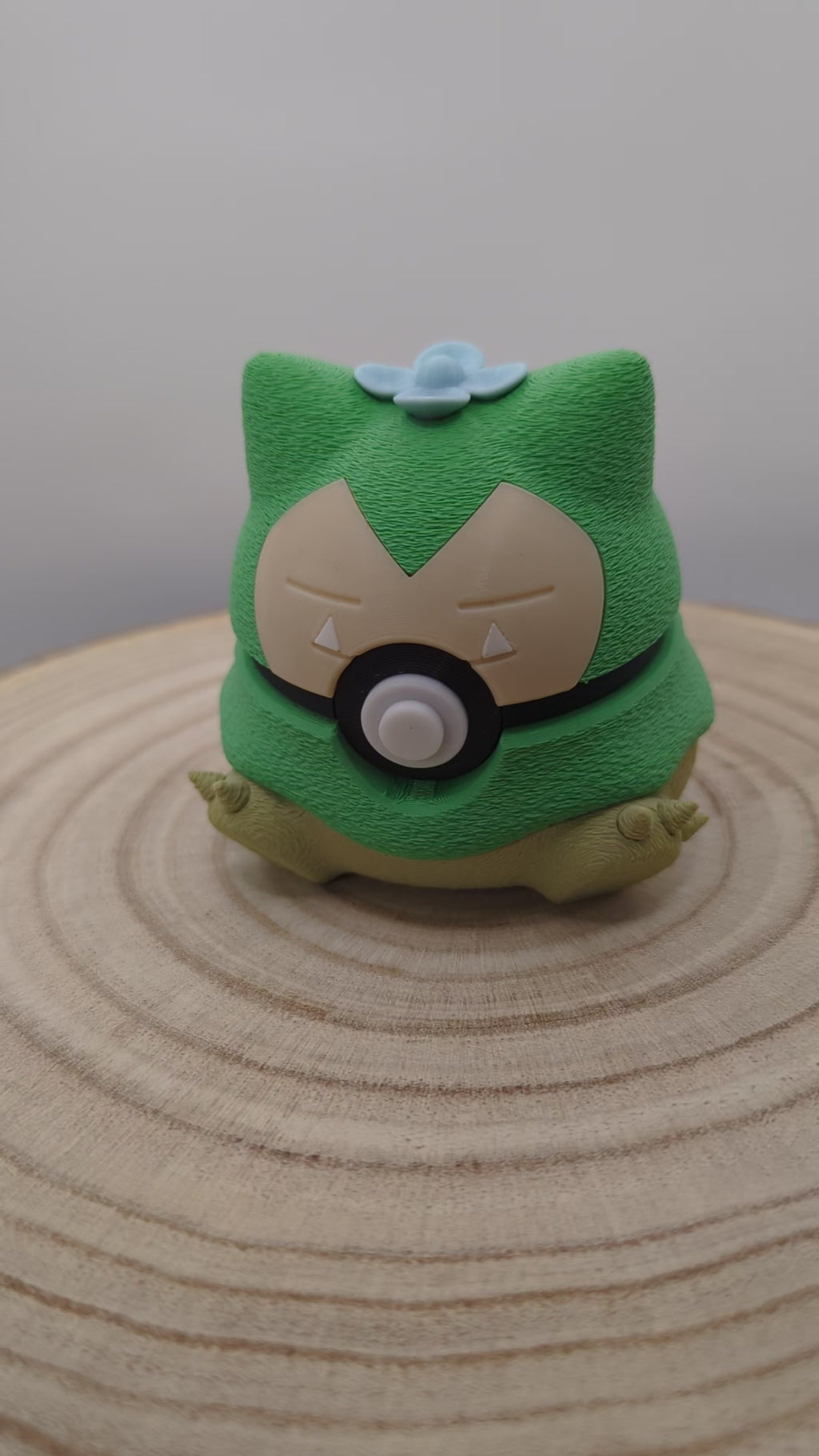 Mosslax Pokéball Display Model – 3D Printed Collectible Figure