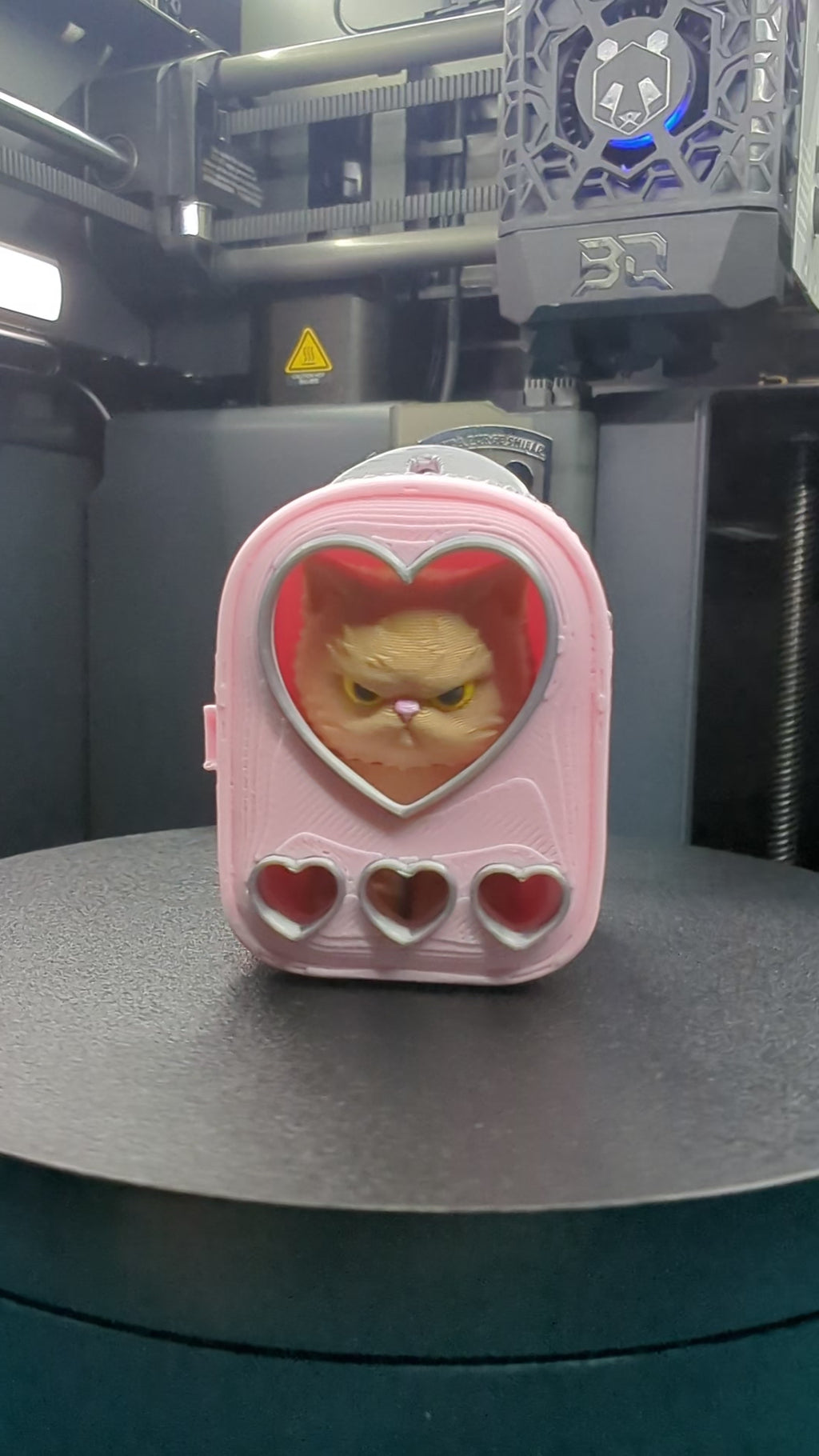 Grumpy Cat Backpack Keyring – 3D Printed Bobblehead Collectible