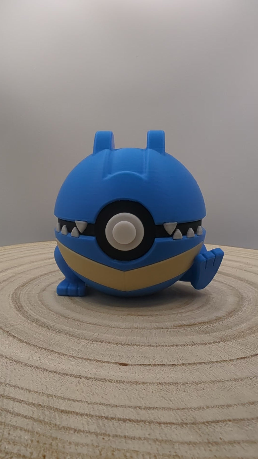 Totodile Pokéball Display Model – 3D Printed Collectible Figure