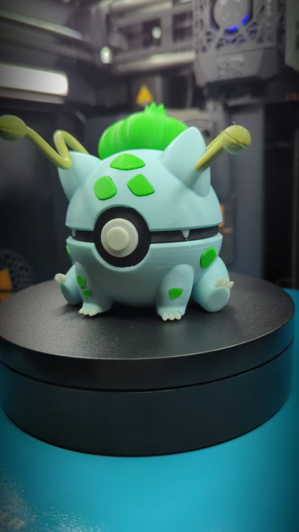 Bulbasaur Pokéball Display Model – 3D Printed Collectible Figure