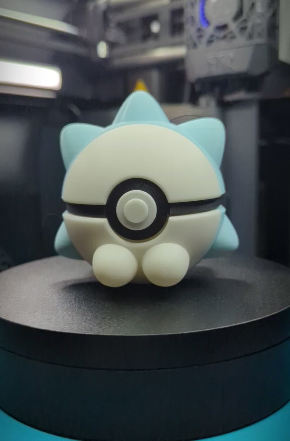 Snom Pokéball Display Model – 3D Printed Collectible Figure