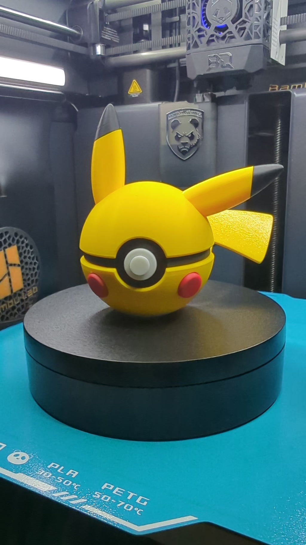 Pikachu Pokéball Display Model – 3D Printed Collectible Figure