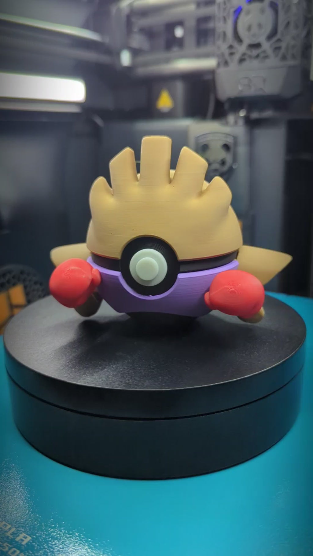 Hitmonchan Pokéball Display Model – 3D Printed Collectible Figure