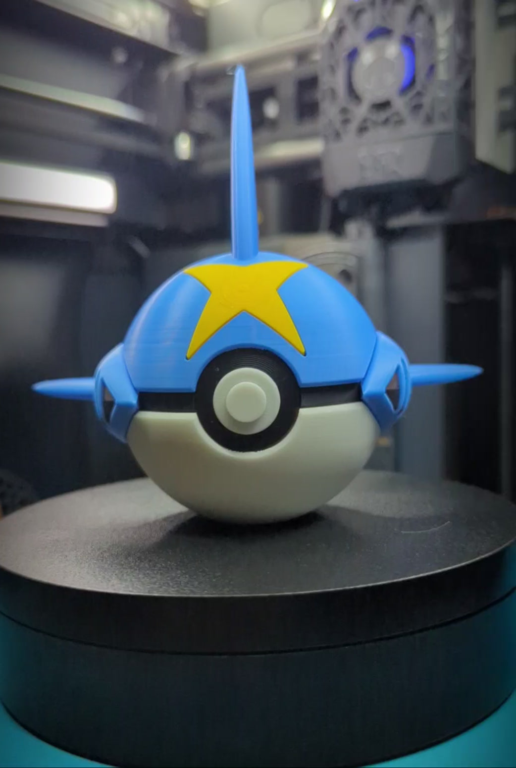 Sharpedo Pokéball Display Model – 3D Printed Collectible Figure