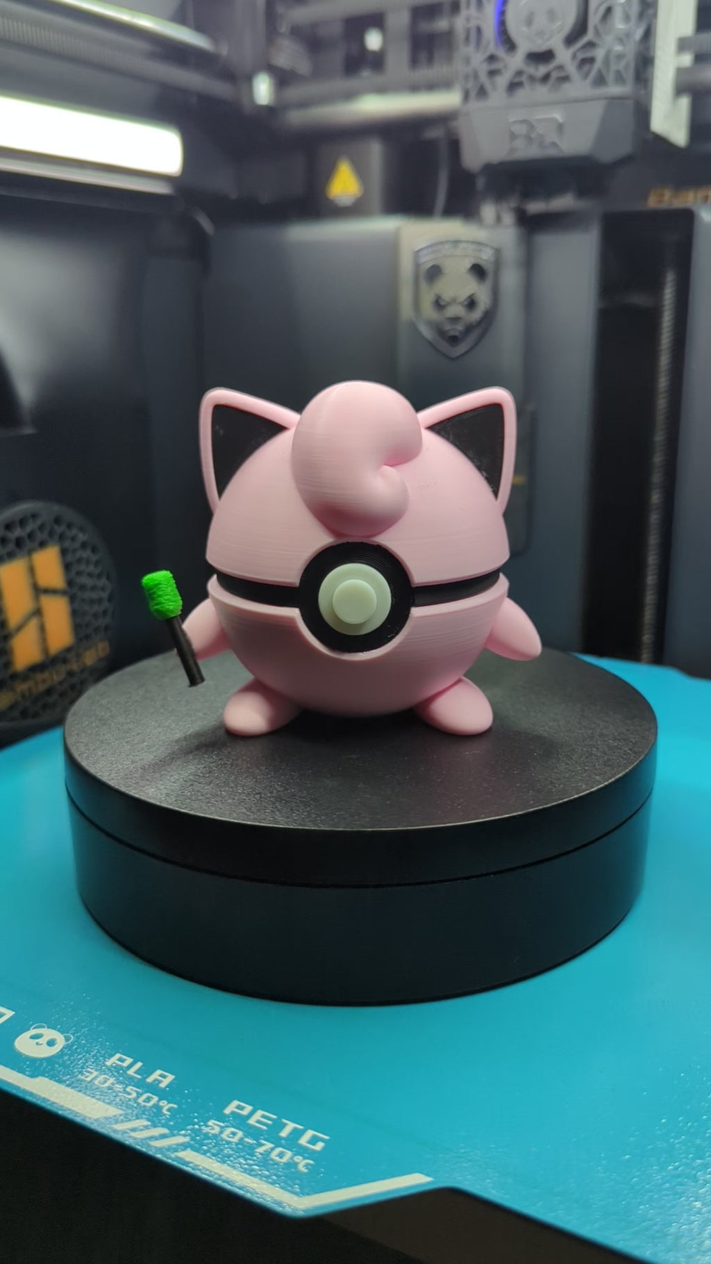 Jigglypuff Pokéball Display Model – 3D Printed Collectible Figure