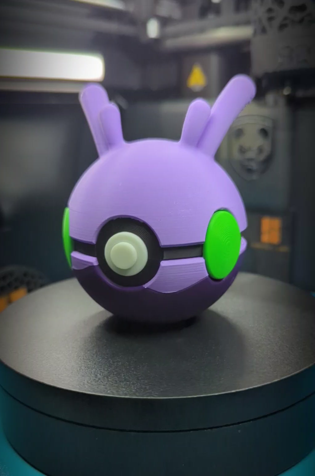 Goomy Pokéball Display Model – 3D Printed Collectible Figure