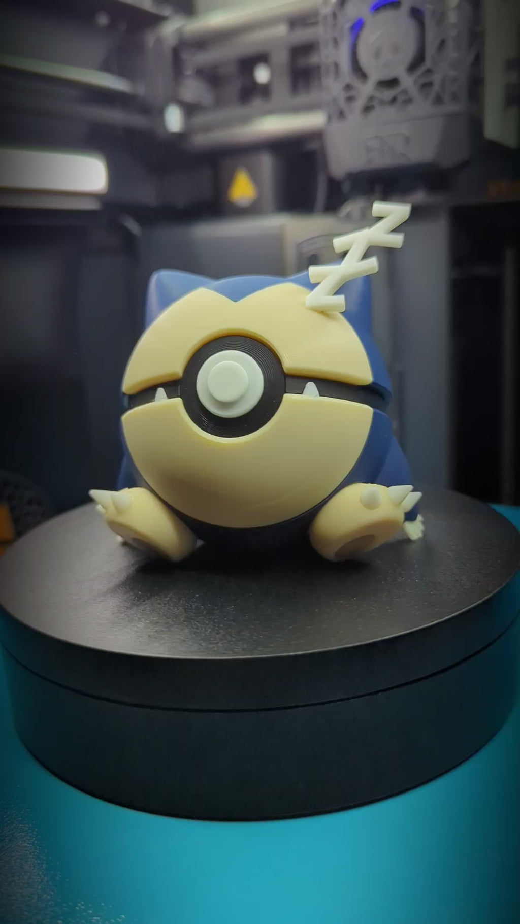 Snorlax Pokéball Display Model – 3D Printed Collectible Figure